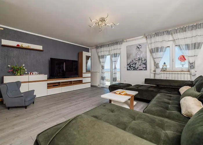 Aida Apartman Crikvenica