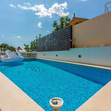 Aida Apartment Crikvenica